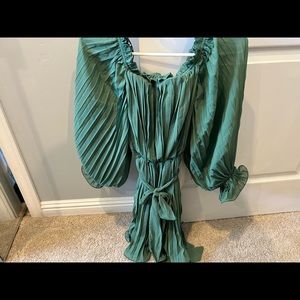 Never worn off the shoulder Vici dress.